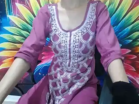 Snapshot of Farhana_beautyfull chatting on May 2026 04:29:01 AM Farhana beautyfull online show from May 2026 04:29:01 AM