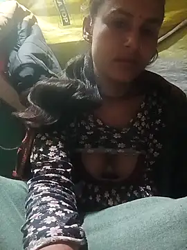 Cuty priti online show from February 2026 11:30:02 PM