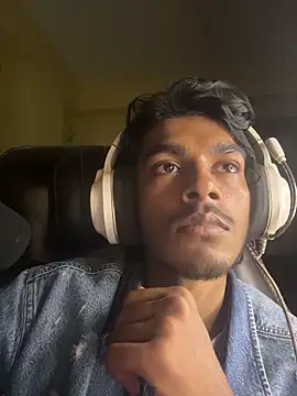 Snapshot of tooexpensive chatting on February 2026 07:31:01 PM tooexpensive online show from February 2026 07:31:01 PM