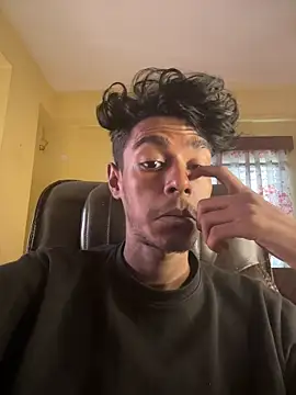 Snapshot of tooexpensive chatting on March 2026 03:23:01 AM tooexpensive online show from March 2026 03:23:01 AM