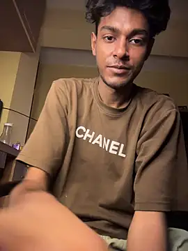 Snapshot of tooexpensive chatting on May 2026 12:16:02 AM tooexpensive online show from May 2026 12:16:02 AM