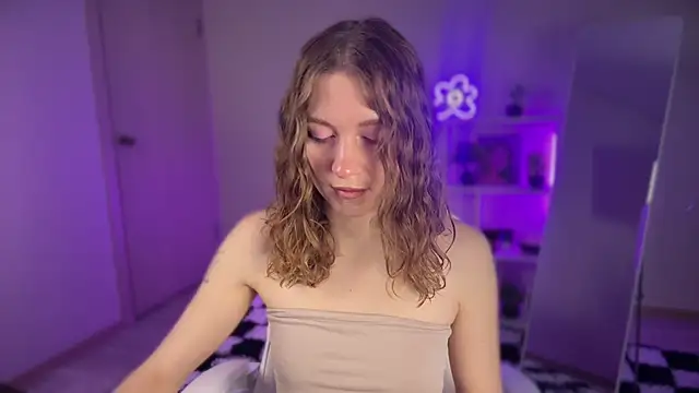 KellySunn online show from April 2026 08:10:01 AM