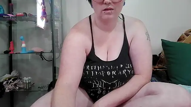 Snapshot of Pupghostt chatting on January 2026 01:38:01 PM Pupghostt online show from January 2026 01:38:01 PM