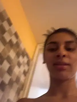 ManuelaEvans  online show from April 2026 07:34:02 PM