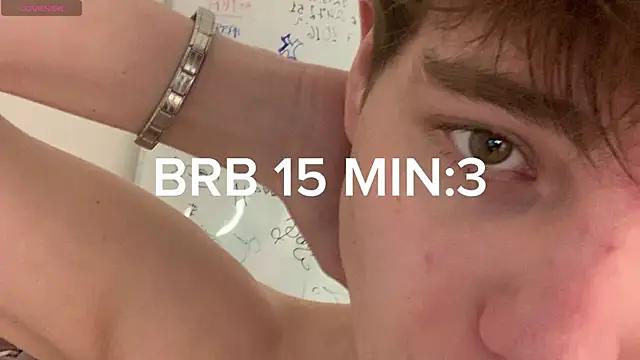 Snapshot of andyyzzz chatting on January 2026 12:48:02 AM andyyzzz online show from January 2026 12:48:02 AM