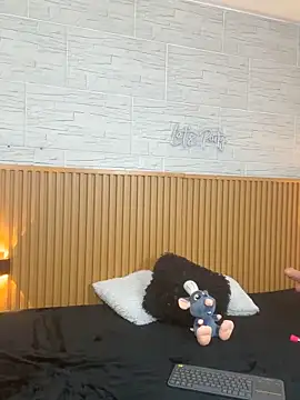 Electra Joness online show from February 2026 12:26:02 AM