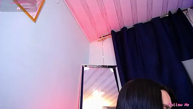 Emilyy05  online show from March 2026 03:01:01 AM