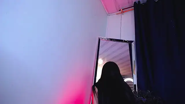 Emilyy05  online show from March 2026 11:53:02 PM