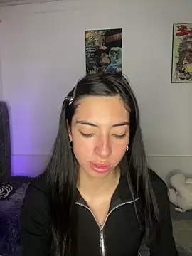 junorise23 online show from April 2026 03:53:02 AM