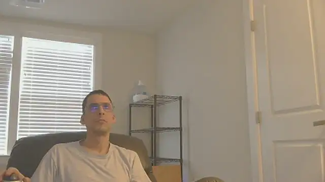 SissyJosh online show from December 2025 09:01:01 PM