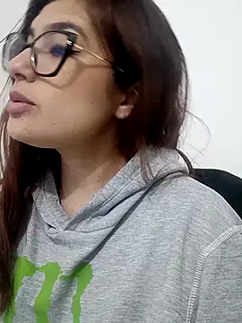 Snapshot of sweet_temari chatting on April 2026 12:22:02 AM sweet temari online show from April 2026 12:22:02 AM