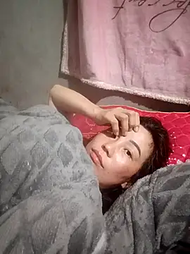 Snapshot of boiboi001 chatting on February 2026 12:07:01 AM boiboi001 online show from February 2026 12:07:01 AM