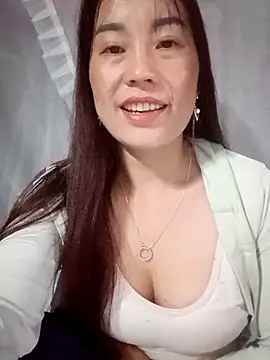 Snapshot of boiboi001 chatting on February 2026 12:05:02 PM boiboi001 online show from February 2026 12:05:02 PM