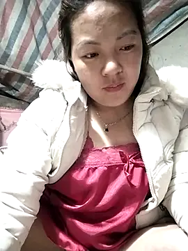 Snapshot of Lucky_cutee chatting on February 2026 11:42:02 PM Lucky cutee online show from February 2026 11:42:02 PM