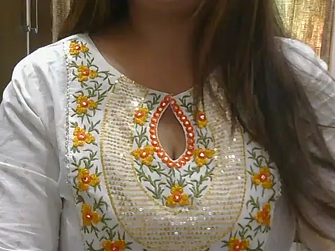 navdeepkour online show from April 2026 04:34:01 AM