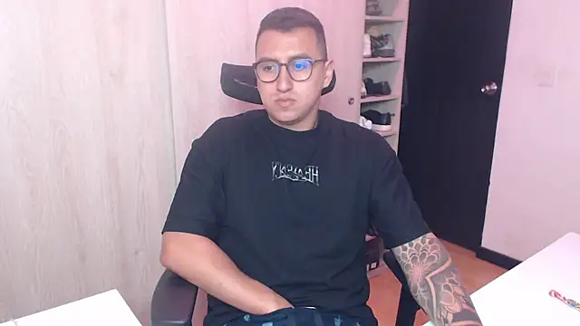 DanteVesper online show from April 2026 02:14:01 AM