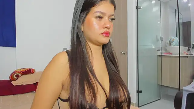 Arimonroee online show from May 2026 02:18:02 AM