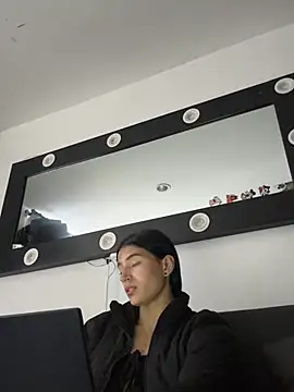 Ema Rose  online show from January 2026 07:11:01 PM