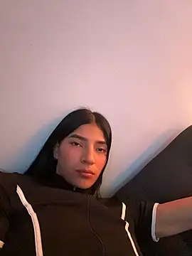 Snapshot of Ema_Rose_ chatting on June 2026 05:12:01 AM Ema Rose online show from June 2026 05:12:01 AM