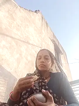 Karishma singh online show from April 2026 01:22:02 AM