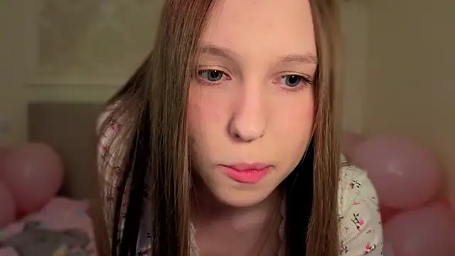 Alllura online show from February 2026 11:38:02 PM