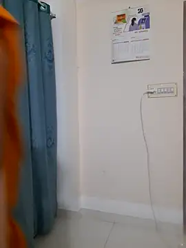 Muniyaislam online show from April 2026 01:52:02 PM