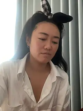 Snapshot of Molly-xiao chatting on May 2026 03:55:02 AM Molly-xiao online show from May 2026 03:55:02 AM