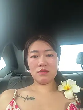 Snapshot of Molly-xiao chatting on May 2026 03:56:02 AM Molly-xiao online show from May 2026 03:56:02 AM