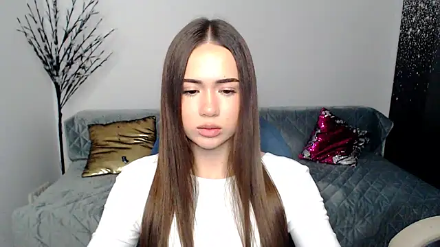 heiley love online show from December 2025 04:15:01 PM