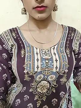 Snapshot of Yours-Zeenat chatting on May 2026 07:59:01 AM Yours-Zeenat online show from May 2026 07:59:01 AM