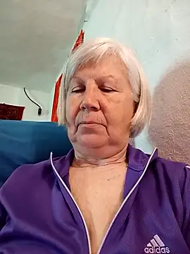 KlaudiaDarling online show from April 2026 10:04:02 AM