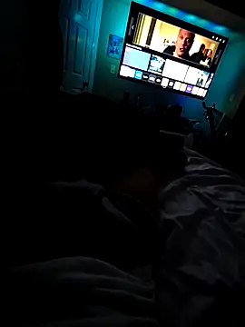 Snapshot of HoofedCylinder chatting on March 2026 06:17:02 AM HoofedCylinder online show from March 2026 06:17:02 AM