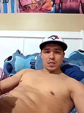 Snapshot of HoofedCylinder chatting on April 2026 03:00:01 AM HoofedCylinder online show from April 2026 03:00:01 AM