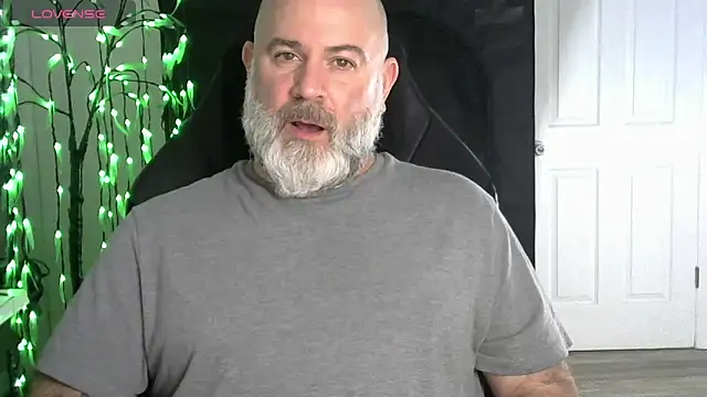 XJJ77x online show from February 2026 01:13:01 AM