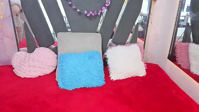 Alice NY online show from March 2026 02:51:04 AM