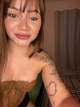 Snapshot of Isisbennett chatting on April 2026 08:53:02 PM Isisbennett online show from April 2026 08:53:02 PM