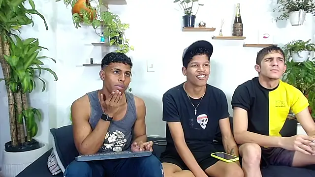 Interracial Snow Bunny online show from February 2026 09:15:02 PM