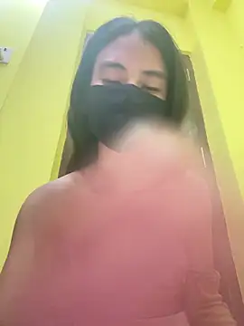 Snapshot of Beauty-pi chatting on April 2026 07:58:02 PM Beauty-pi online show from April 2026 07:58:02 PM