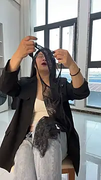 mo-mo-69 online show from April 2026 06:53:02 AM