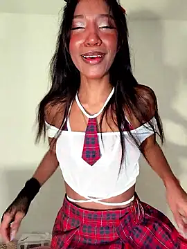 DAMMLEYLA online show from January 2026 10:06:02 AM