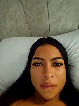 Daphne Grayy online show from April 2026 03:32:02 PM