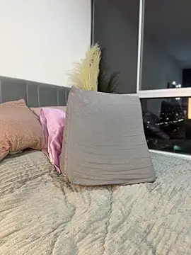 Talia Foxx online show from April 2026 11:48:01 PM