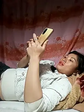 Hiniyk2 online show from March 2026 01:04:02 PM