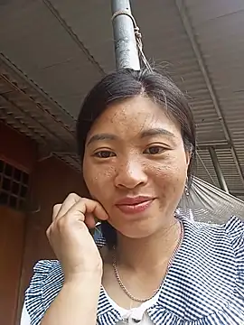 Snapshot of Hiniyk2 chatting on June 2026 03:22:01 AM Hiniyk2 online show from June 2026 03:22:01 AM