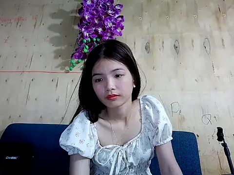 Snapshot of Navy_Vina chatting on June 2026 04:25:02 AM Navy Vina online show from June 2026 04:25:02 AM