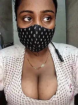 Hotty Nishaa online show from April 2026 08:53:02 AM