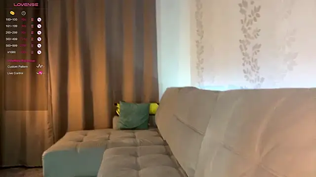 Snapshot of BlondeBun chatting on January 2026 08:12:01 PM BlondeBun online show from January 2026 08:12:01 PM