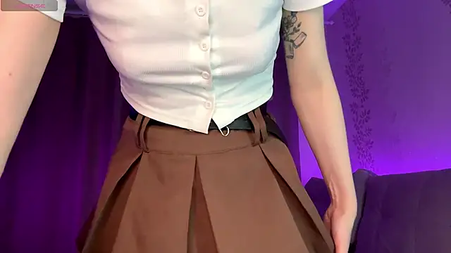 Snapshot of BlondeBun chatting on February 2026 08:59:01 PM BlondeBun online show from February 2026 08:59:01 PM