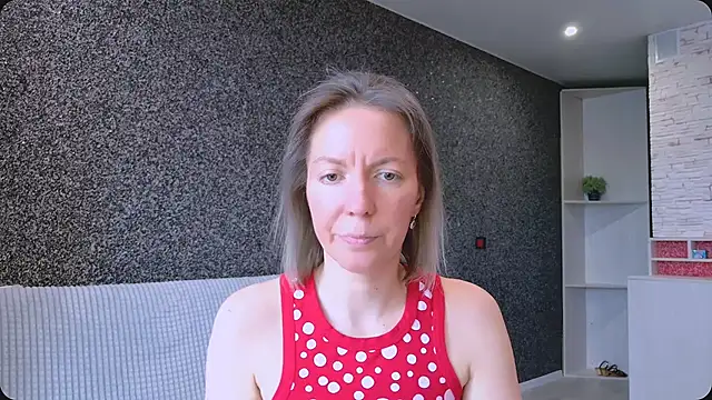 Snapshot of Amanda_Luxe chatting on May 2026 03:01:01 AM Amanda Luxe online show from May 2026 03:01:01 AM