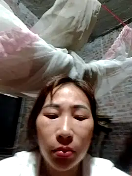 Fading roses online show from March 2026 11:32:02 AM